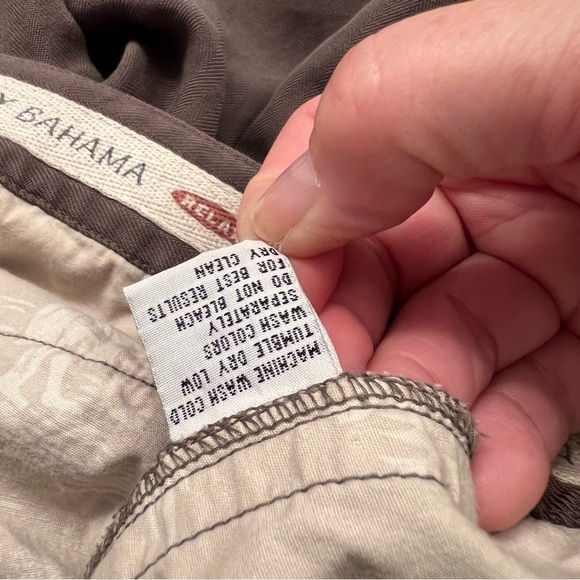 Tommy Bahama Washed Silk Herringbone Twill Pleated Brown Shorts Men’s Size 34 - Picture 3 of 5